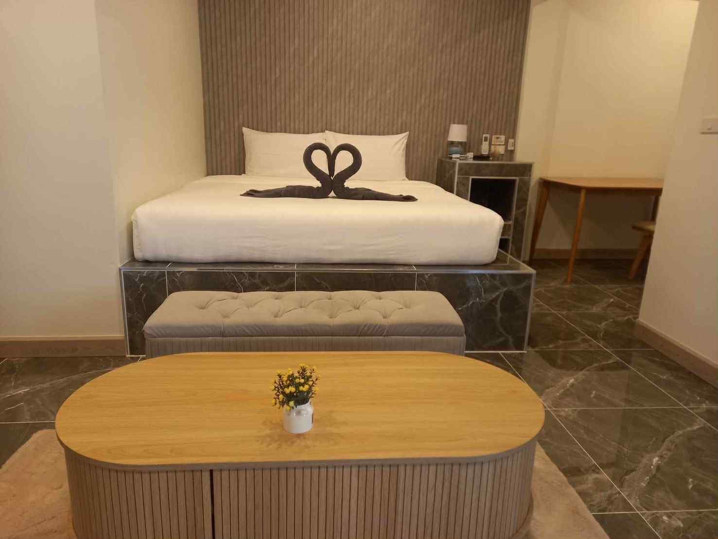 Sea Room1